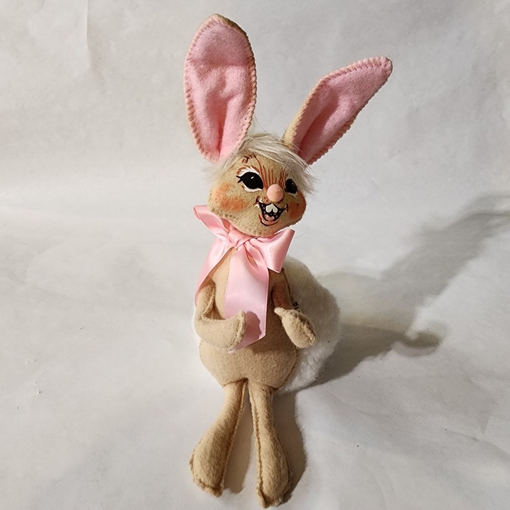 Annalee Easter Bunny Felt Figurine - Pink‎ Bow & Ears - Retired Spring Rabbit
